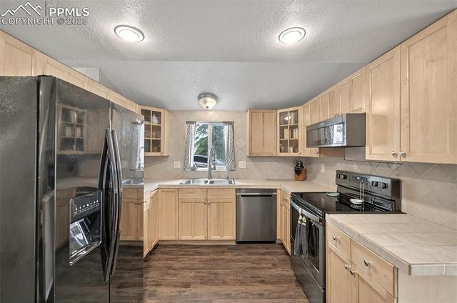 17090 Forest Green Way, Elbert, CO 80106