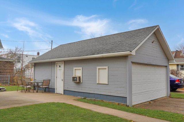 1016 20th STREET S, La Crosse, WI 54601