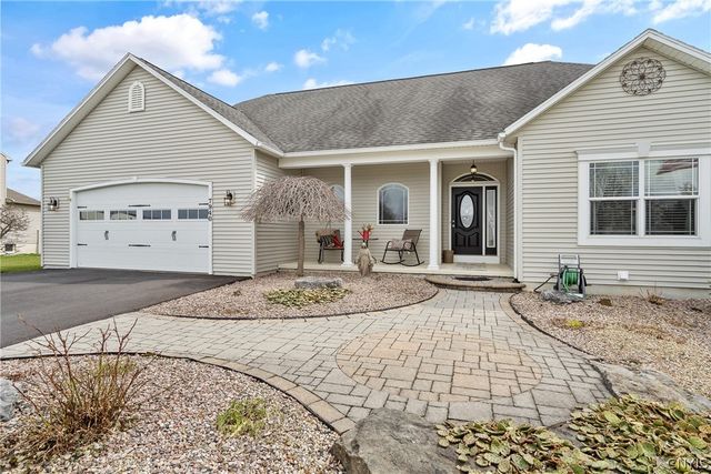 7940 Joss Farm Way, Cicero, NY 13039