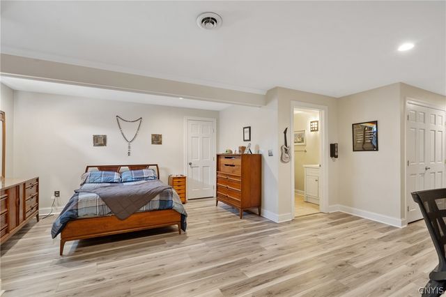 7940 Joss Farm Way, Cicero, NY 13039