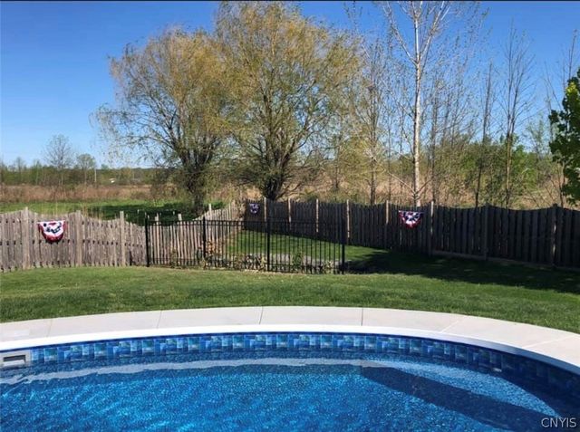 7940 Joss Farm Way, Cicero, NY 13039