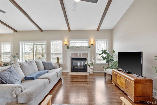 7940 Joss Farm Way, Cicero, NY 13039