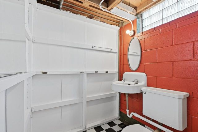 3767 N 77th STREET, Milwaukee, WI 53222