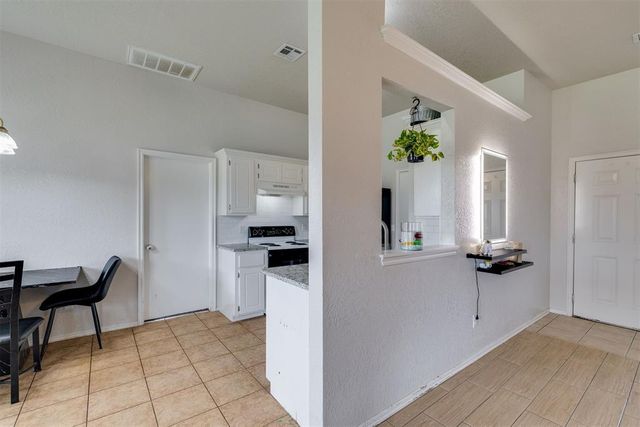 1545 Tudor Drive, Moore, OK 73160