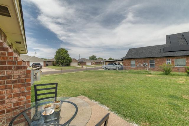 1545 Tudor Drive, Moore, OK 73160