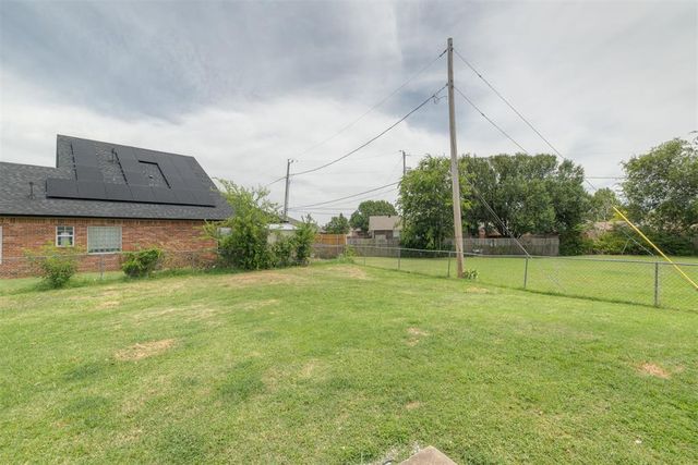 1545 Tudor Drive, Moore, OK 73160
