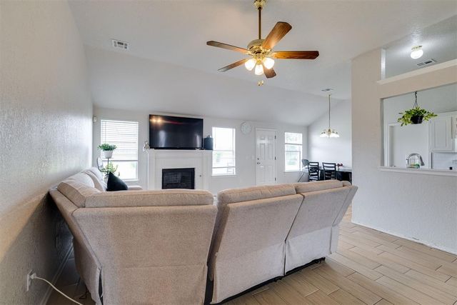 1545 Tudor Drive, Moore, OK 73160