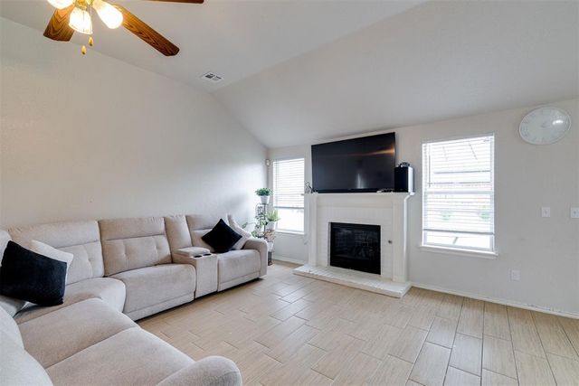 1545 Tudor Drive, Moore, OK 73160