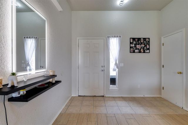 1545 Tudor Drive, Moore, OK 73160