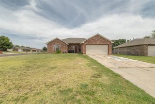 1545 Tudor Drive, Moore, OK 73160