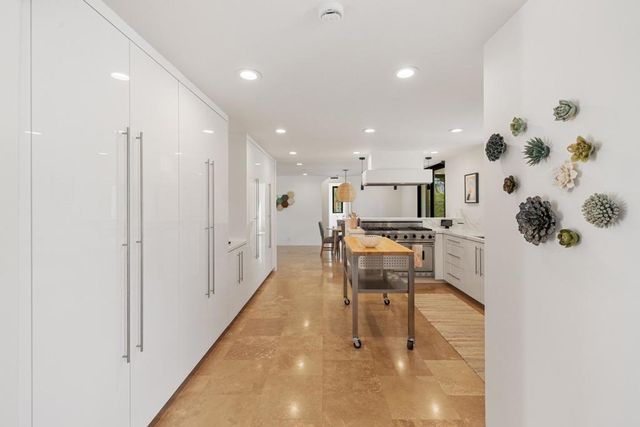 48285 Prairie Drive, Palm Desert, CA 92260