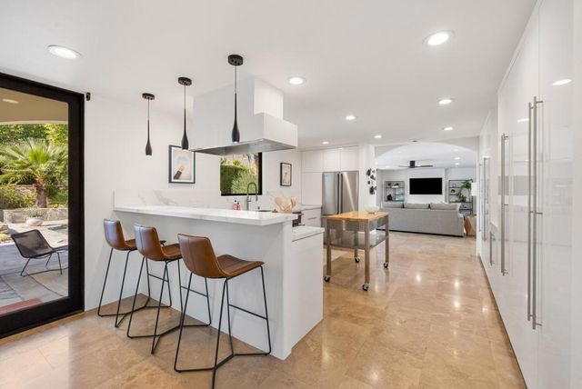 48285 Prairie Drive, Palm Desert, CA 92260