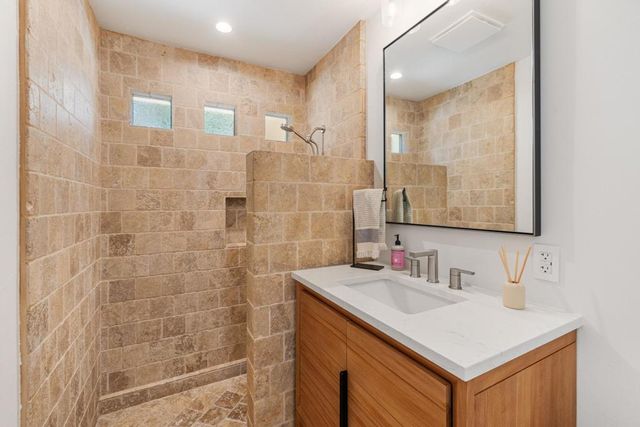 48285 Prairie Drive, Palm Desert, CA 92260