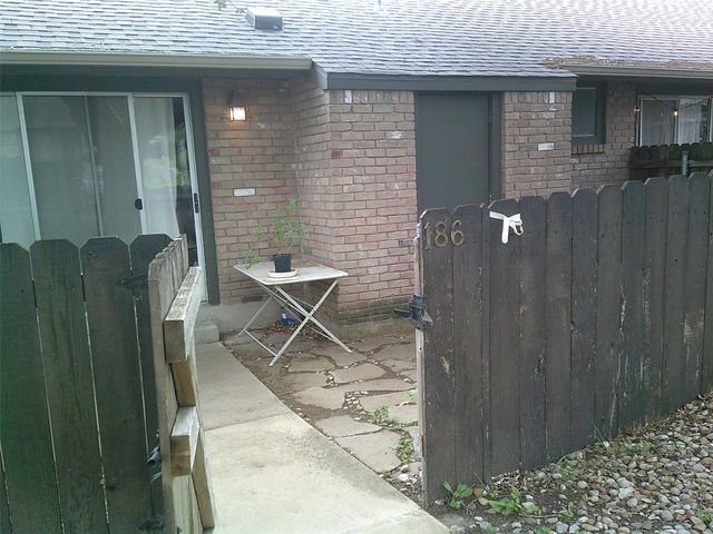 1015 E Yager LN E 186, Austin, TX 78753