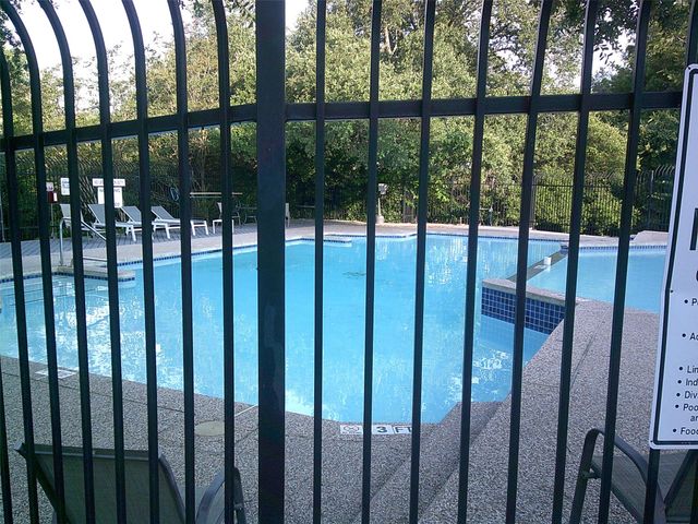 1015 E Yager LN E 186, Austin, TX 78753