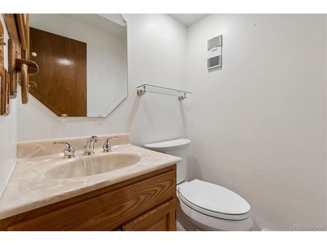 2545 E 123rd Ave, Thornton, CO 80241