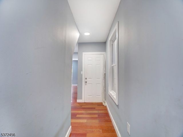 67 9Th Ave, East Orange City, NJ 07018