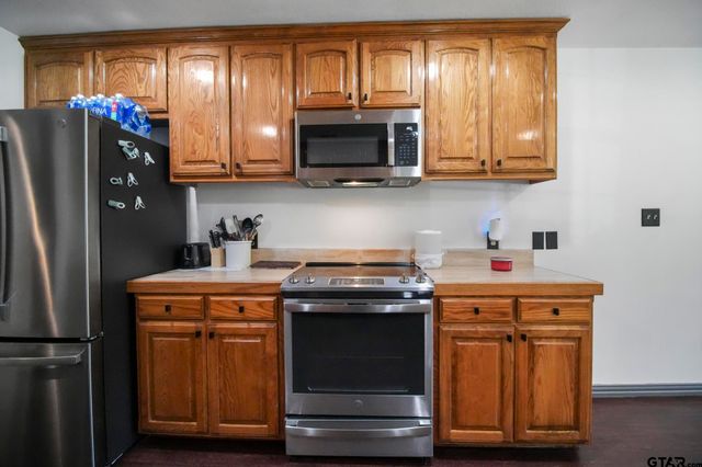 14000 Hwy 31 W, Tyler, TX 75709