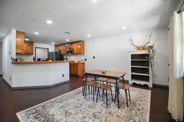 14000 Hwy 31 W, Tyler, TX 75709