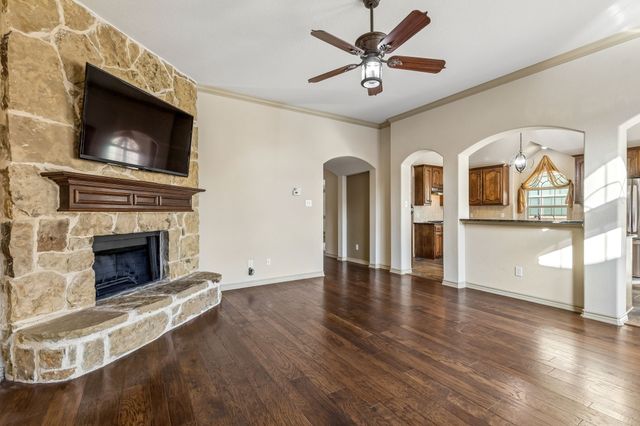 9628 Makiposa Lane, Fort Worth, TX 76177