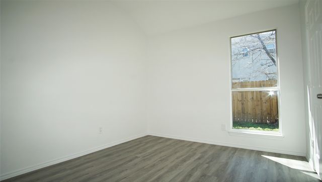 319 13th Street, Grand Prairie, TX 75051