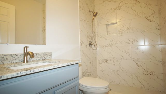 319 13th Street, Grand Prairie, TX 75051