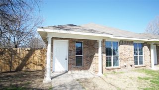 319 13th Street, Grand Prairie, TX 75051