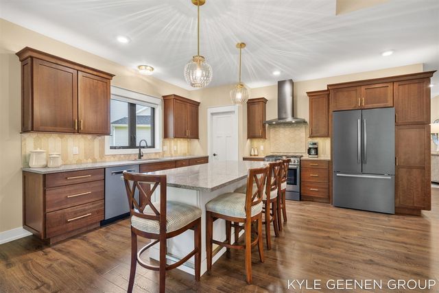 6437 Copperleaf Court 17, Holland, MI 49423