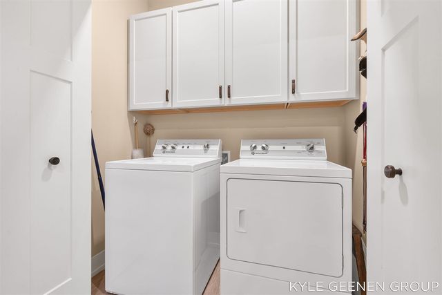 6437 Copperleaf Court 17, Holland, MI 49423