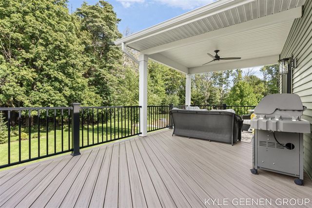 6437 Copperleaf Court 17, Holland, MI 49423