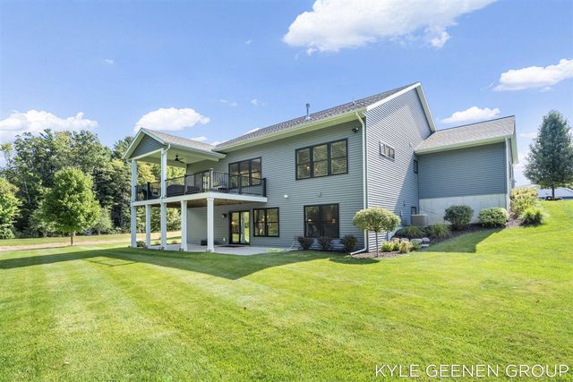 6437 Copperleaf Court 17, Holland, MI 49423