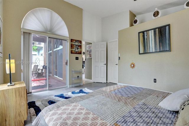 11585 N Quayside Dr, Cooper City, FL 33026