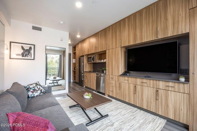 2670 W Canyons Resort Drive 202, Park City, UT 84098