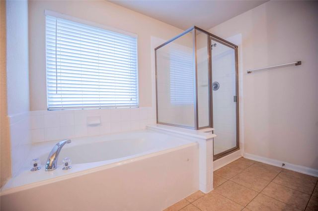 187 Fairwind Trail Dr, Conroe, TX 77385