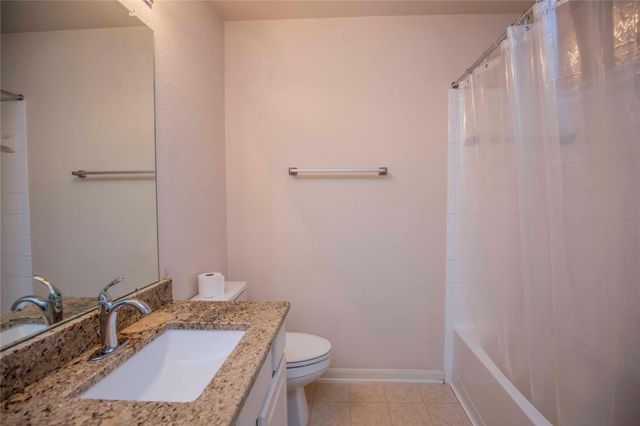 187 Fairwind Trail Dr, Conroe, TX 77385