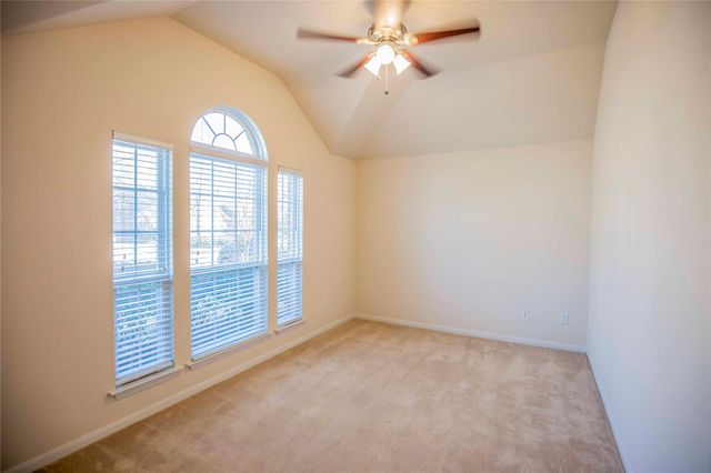 187 Fairwind Trail Dr, Conroe, TX 77385