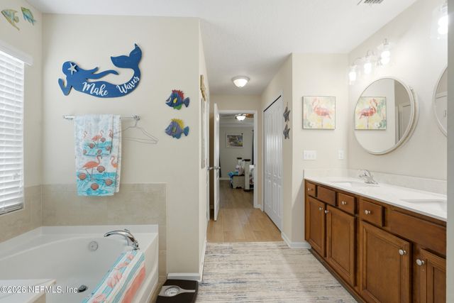 10072 ANDEAN FOX Drive, Jacksonville, FL 32222