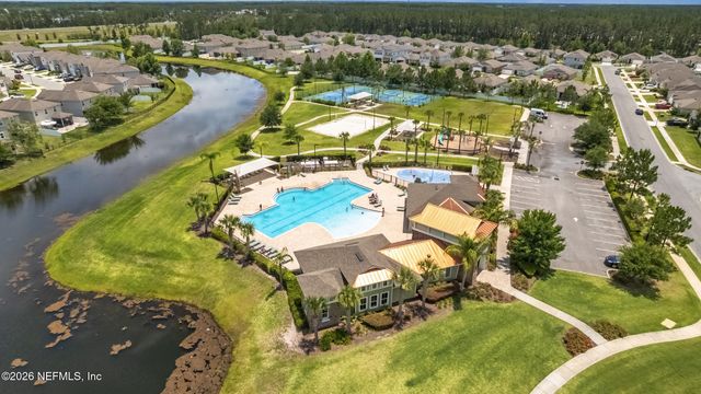 10072 ANDEAN FOX Drive, Jacksonville, FL 32222