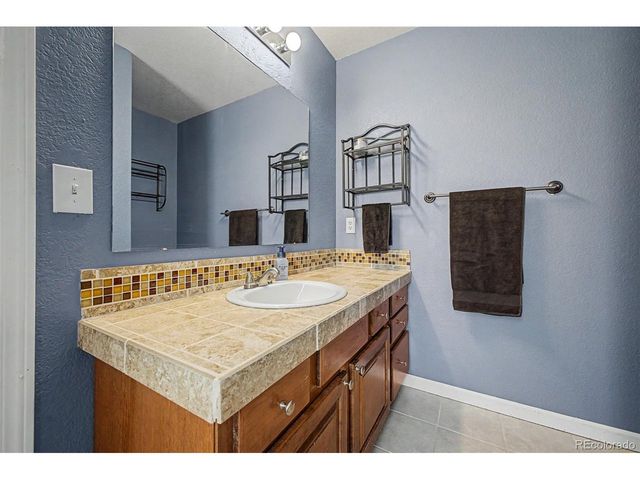 5595 E 130th Dr, Thornton, CO 80241