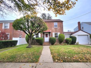 306 Beebe Road, Mineola, NY 11501