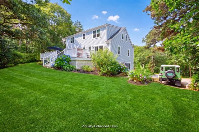 25 Marthas Ln, Harwich, MA 02645