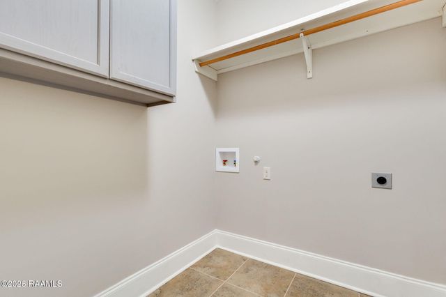 305 Valley View Street, New Iberia, LA 70563