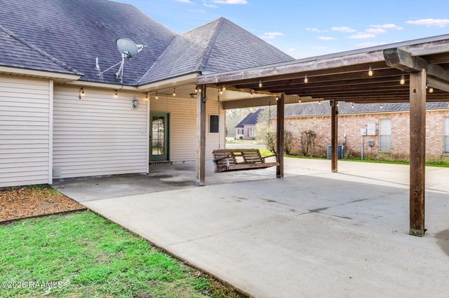 305 Valley View Street, New Iberia, LA 70563