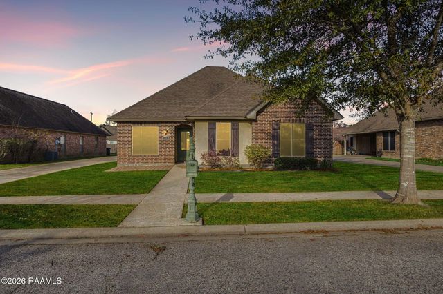 305 Valley View Street, New Iberia, LA 70563