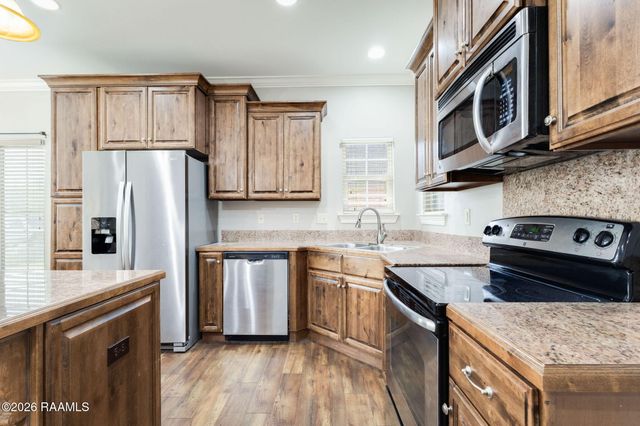 305 Valley View Street, New Iberia, LA 70563