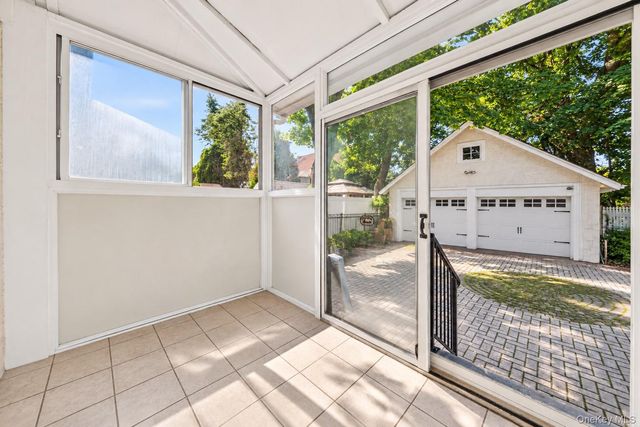 37 Jayson Avenue, Great Neck, NY 11021