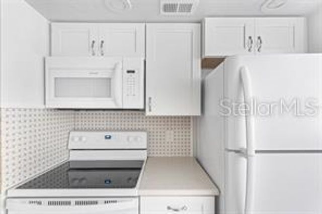 78 BOUNDARY BOULEVARD 192, Rotonda West, FL 33947
