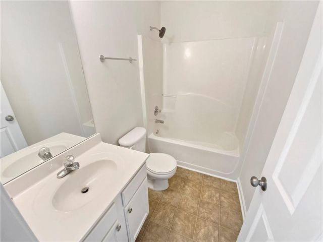 11 Pearl Chambers Drive, Dawsonville, GA 30534