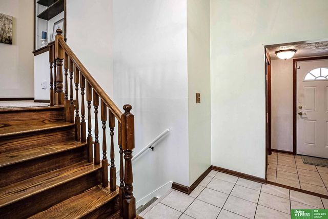 9544 Sprague Street, Omaha, NE 68134