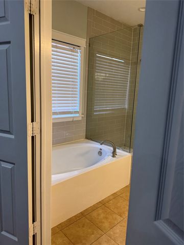 6227 Meadowcrest Lane, Sachse, TX 75048